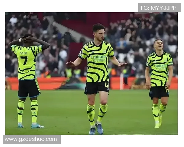 伯恩利与曼城对决分析双方实力与战术布局探讨