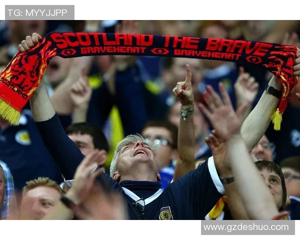 利物浦与利兹联激战结果揭晓球迷热议精彩瞬间与未来展望